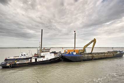 Voor fotografie op ameland: www.janspoelstra.nl