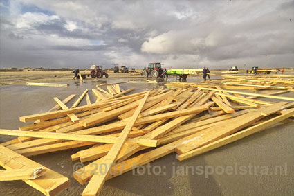 Voor fotografie op ameland: www.janspoelstra.nl